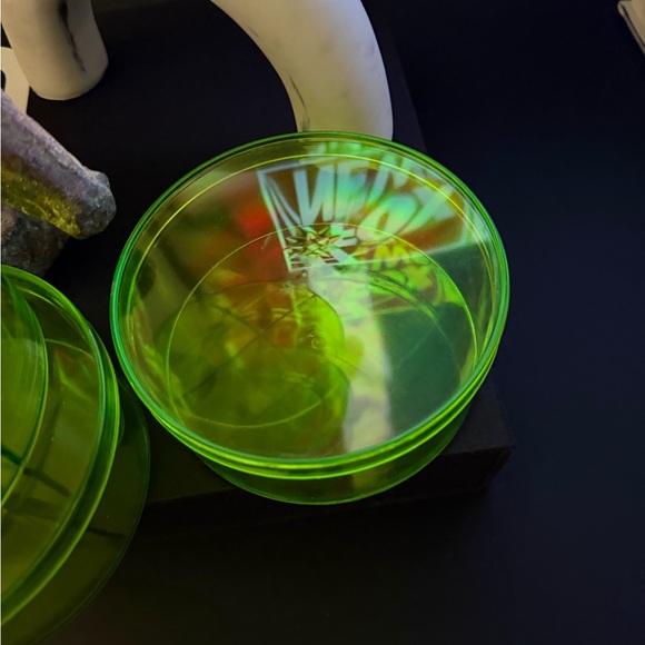 ☀️🌴4 The Container Store Stackable Circular Organizers - Picture 4 of 4